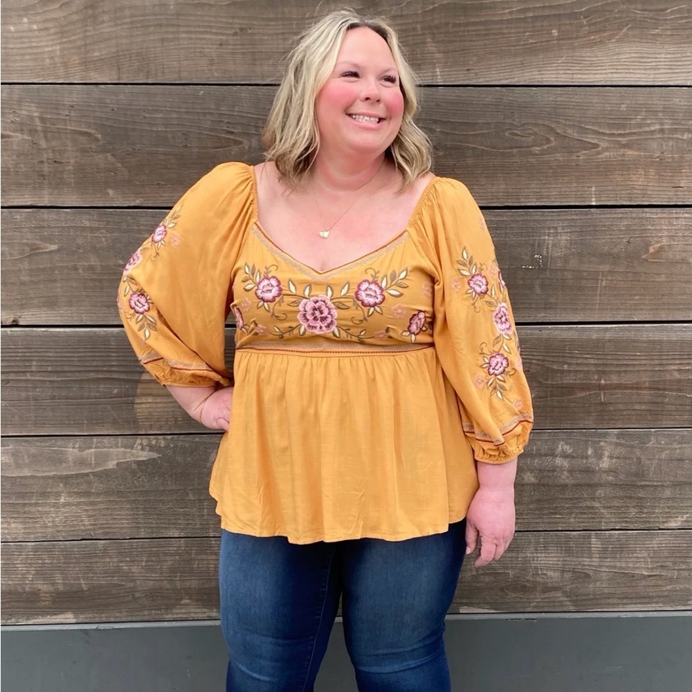 NWT Savanna Jane Floral Embroidered Mustard Yellow Square Neck Smocked Blouse, L